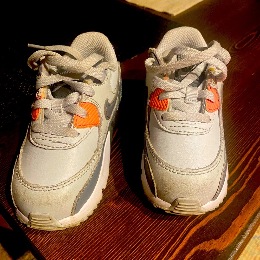 Nike Airmax shoes.